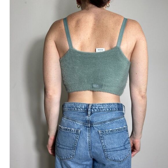 Gymshark Fuzzy Green Crop Top Size Small - Picture 6 of 6